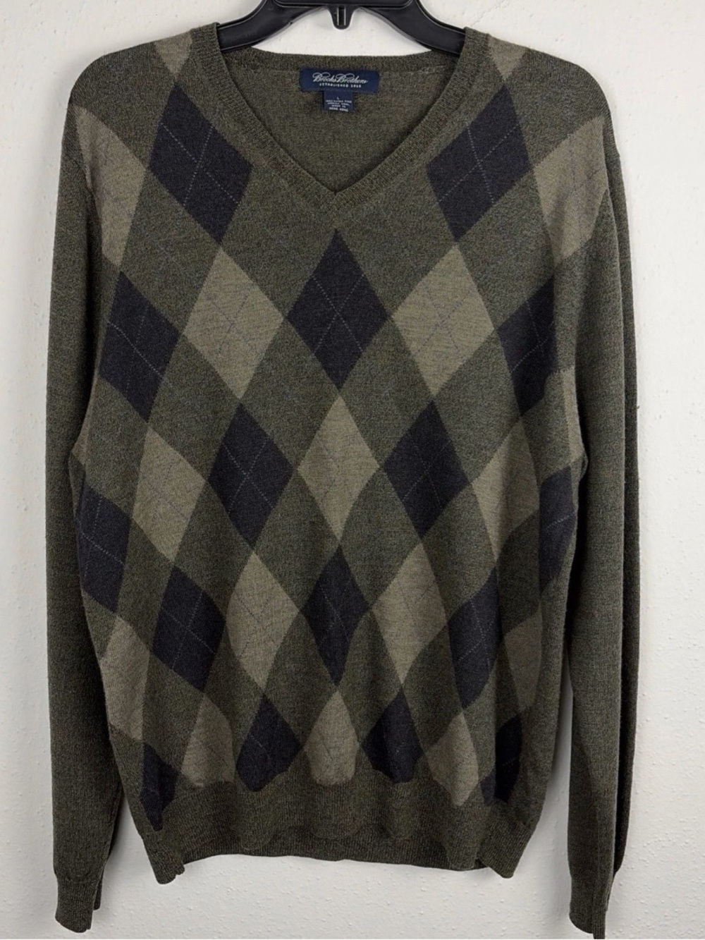 Brooks Brothers Olive and Navy Argyle V-Neck extra fine merino wool Sweater